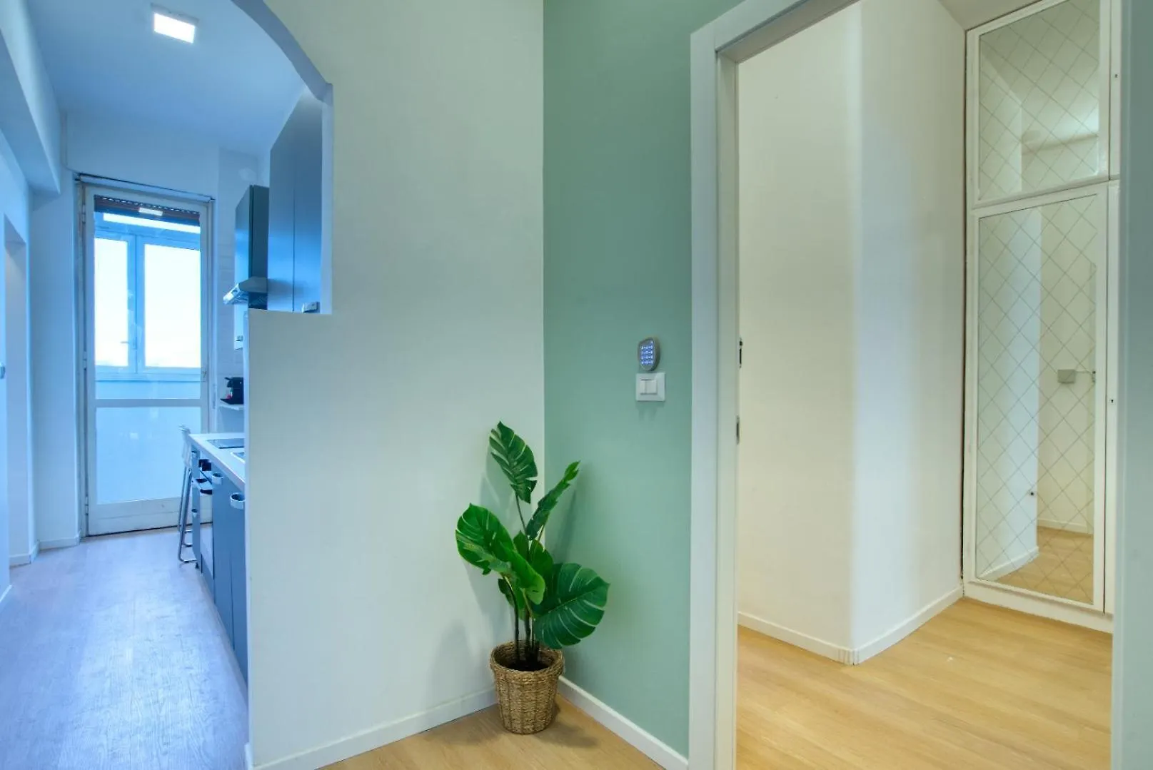 Italianflat - Elegant Suites With Balcony In Navigli Milán Pensión
