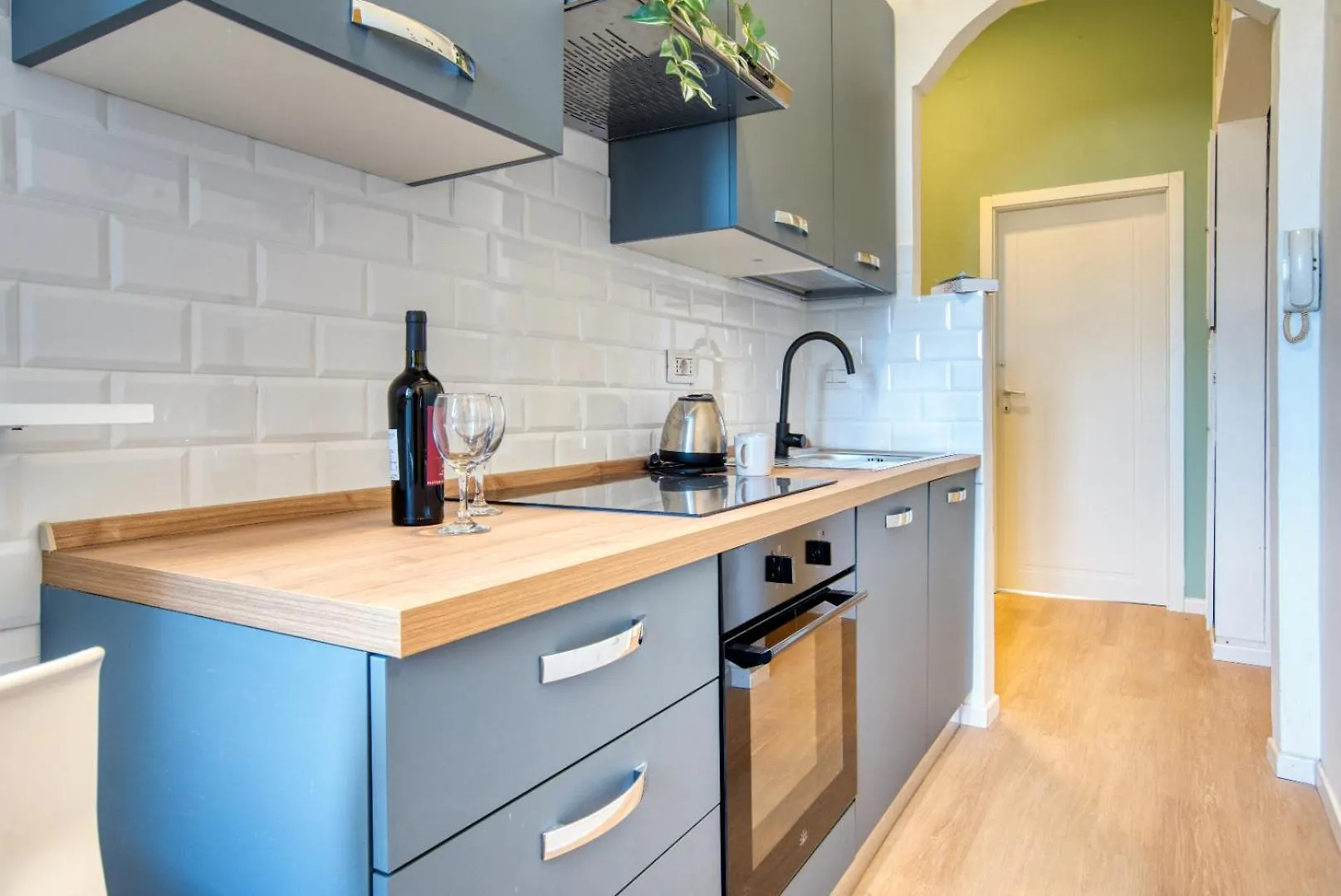 Italianflat - Elegant Suites With Balcony In Navigli Milán 0*,  Italia