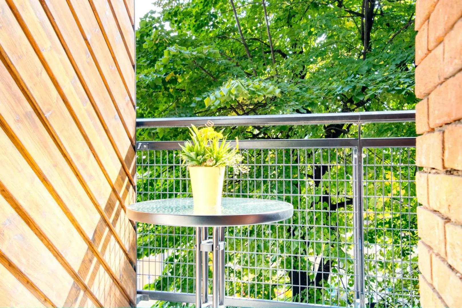 Italianflat - Elegant Suites With Balcony In Navigli Milán Pensión