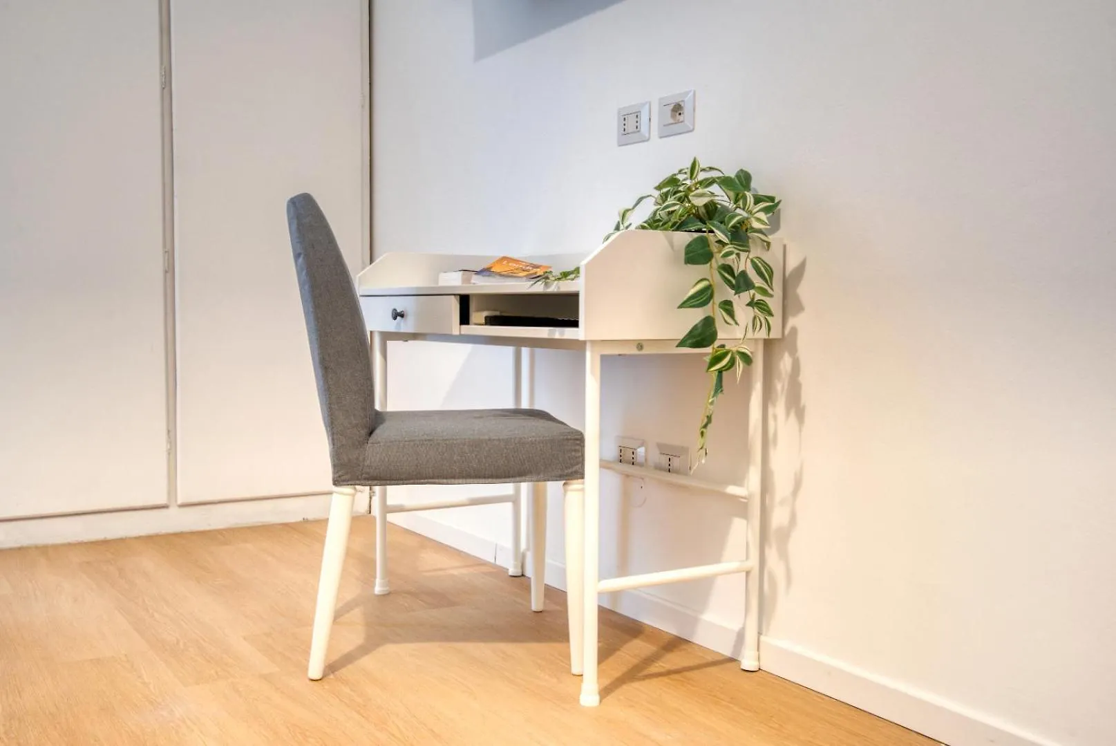Italianflat - Elegant Suites With Balcony In Navigli Milán Pensión