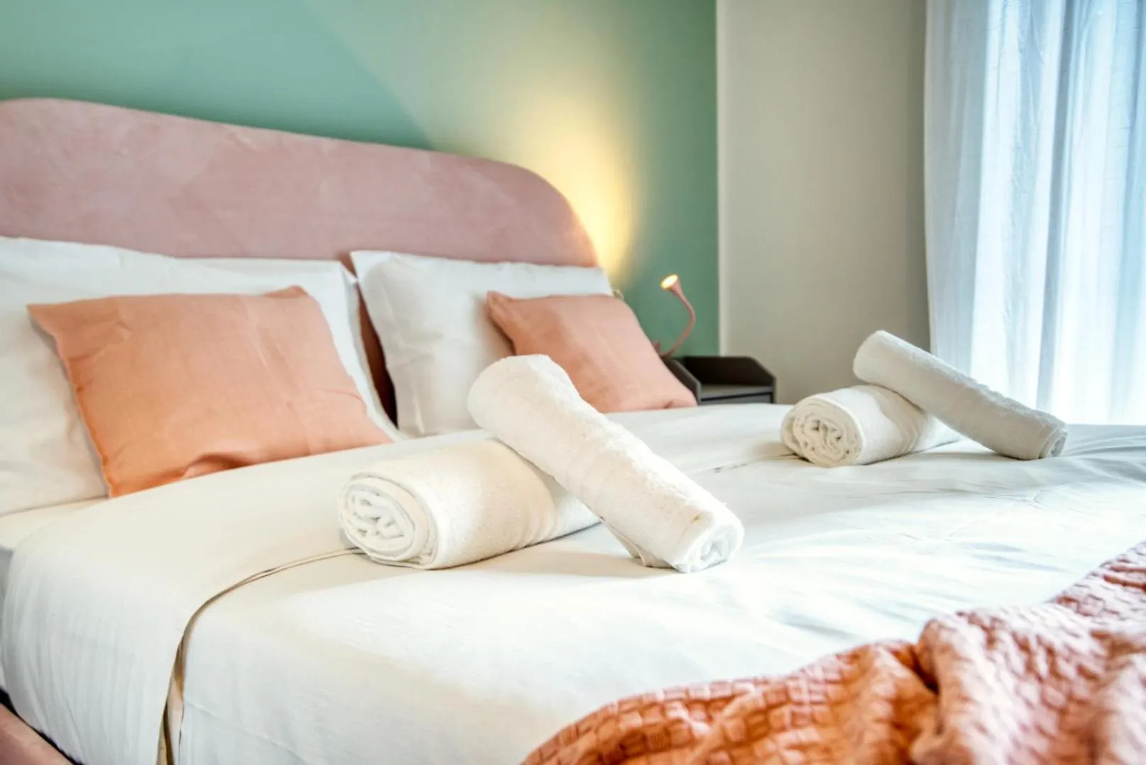 Pensión Italianflat - Elegant Suites With Balcony In Navigli Milán