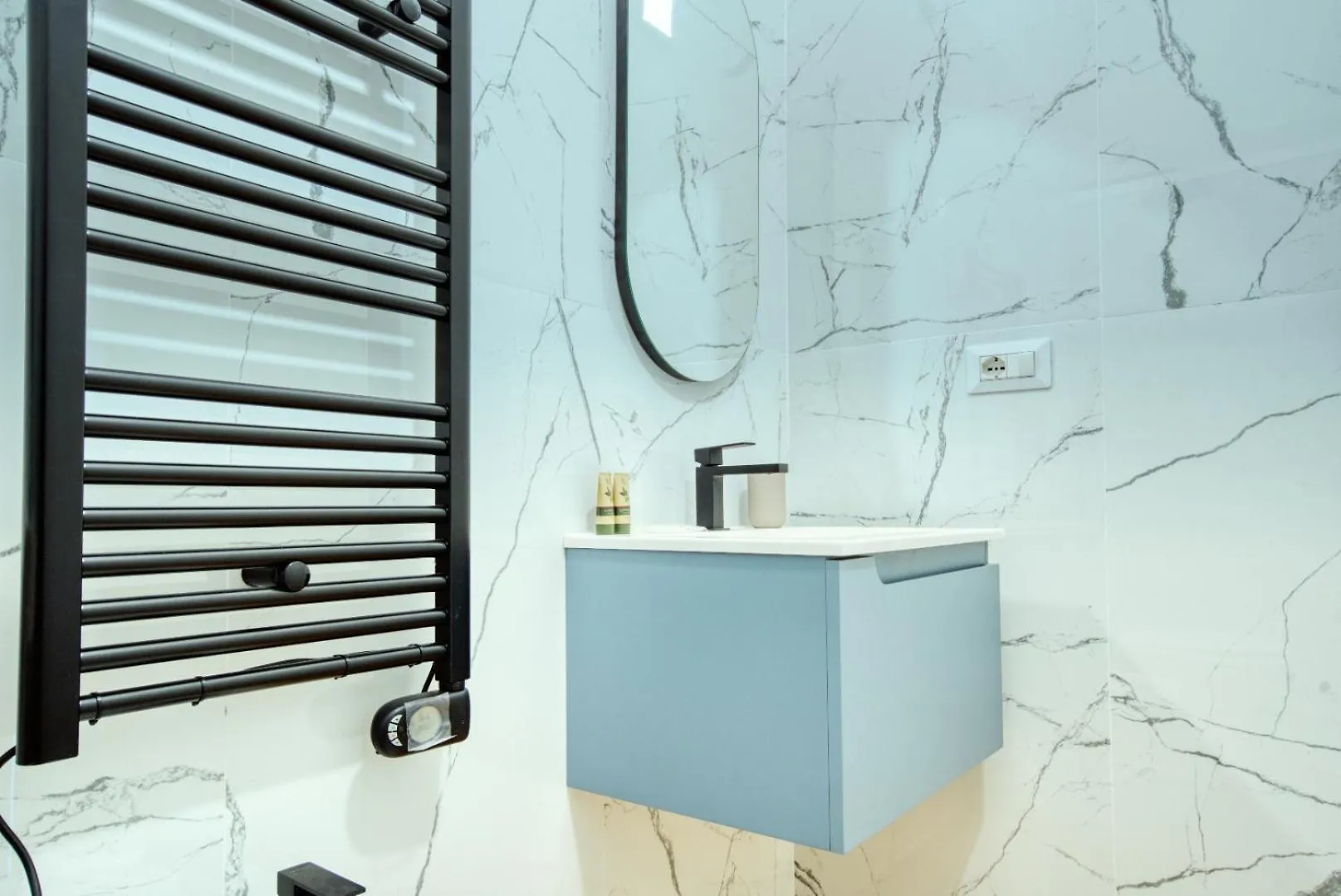 Italianflat - Elegant Suites With Balcony In Navigli Milán